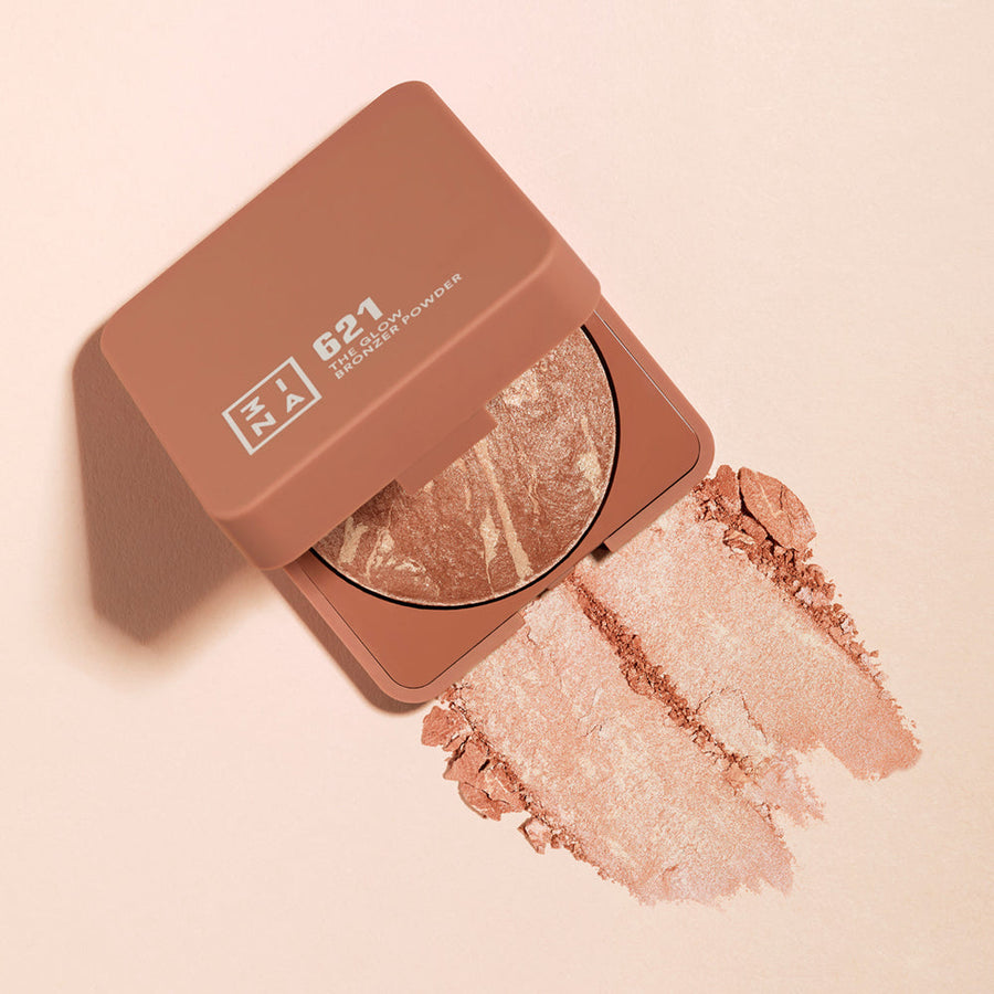 The Glowing Bronzer Powder 621